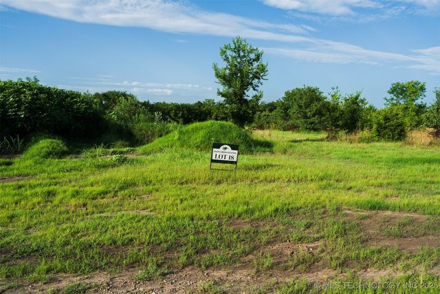 018 W 195th Street S, Mounds, OK 74047