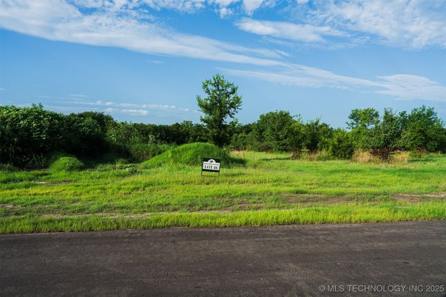 018 W 195th Street S, Mounds, OK 74047
