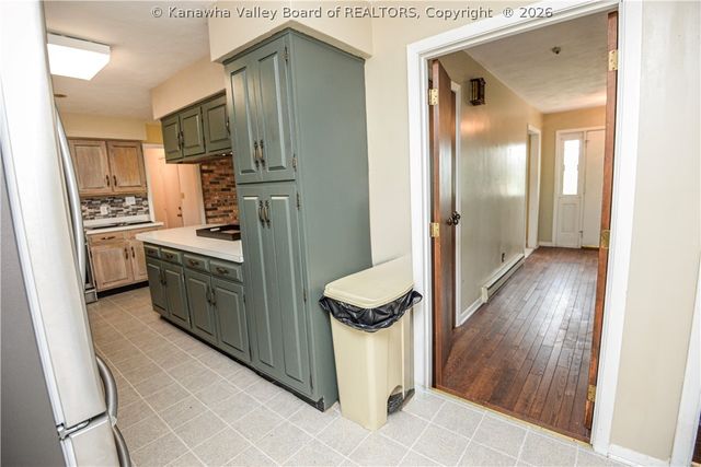 2102 Woodhill Place, St Albans, WV 25177