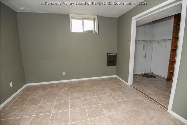 2102 Woodhill Place, St Albans, WV 25177