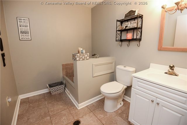 2102 Woodhill Place, St Albans, WV 25177