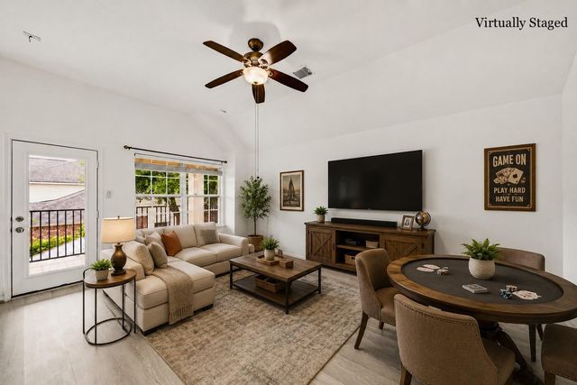 18431 W Laura Shore Drive, Cypress, TX 77433