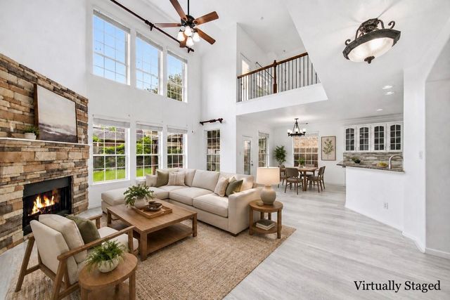 18431 W Laura Shore Drive, Cypress, TX 77433