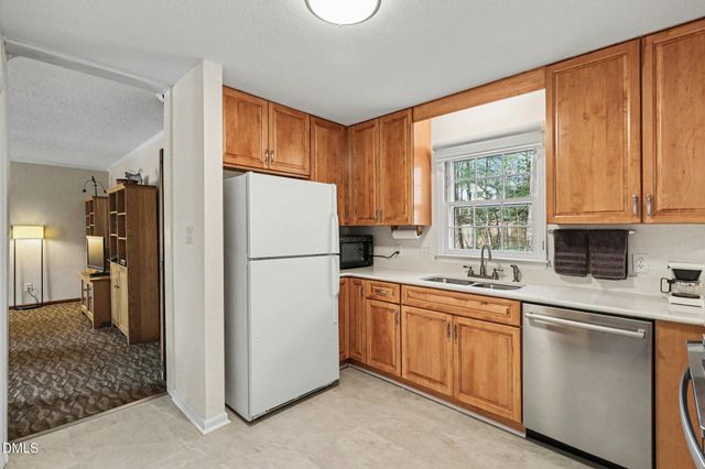 806 Churchill Drive, Chapel Hill, NC 27517