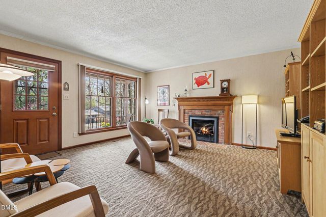 806 Churchill Drive, Chapel Hill, NC 27517