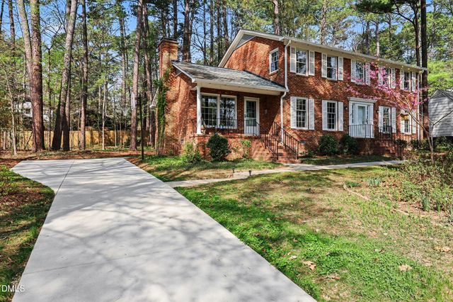806 Churchill Drive, Chapel Hill, NC 27517