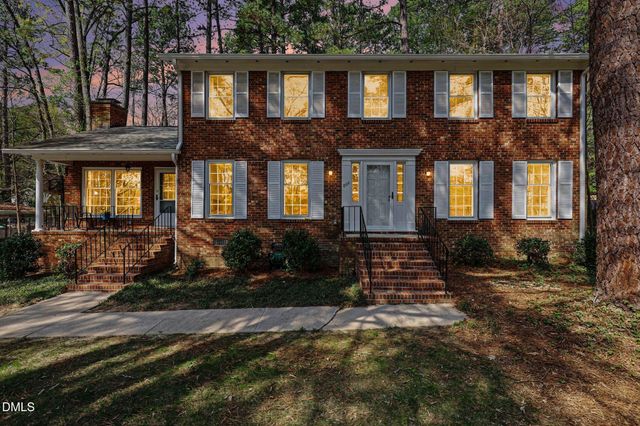 806 Churchill Drive, Chapel Hill, NC 27517
