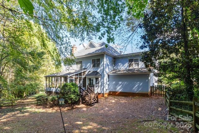 5238 Downing Creek Drive, Charlotte, NC 28269