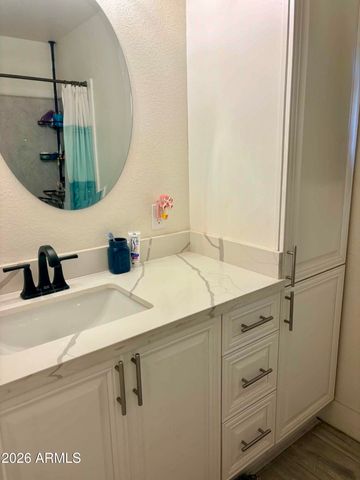 3491 W Desert Hills Drive, Phoenix, AZ 85029