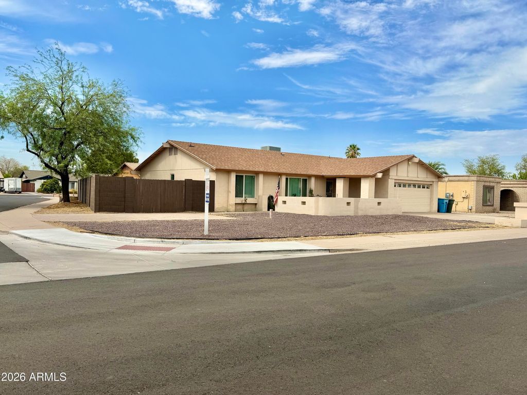 3941 W DESERT HILLS Drive, Phoenix, AZ 85029 — photo 3