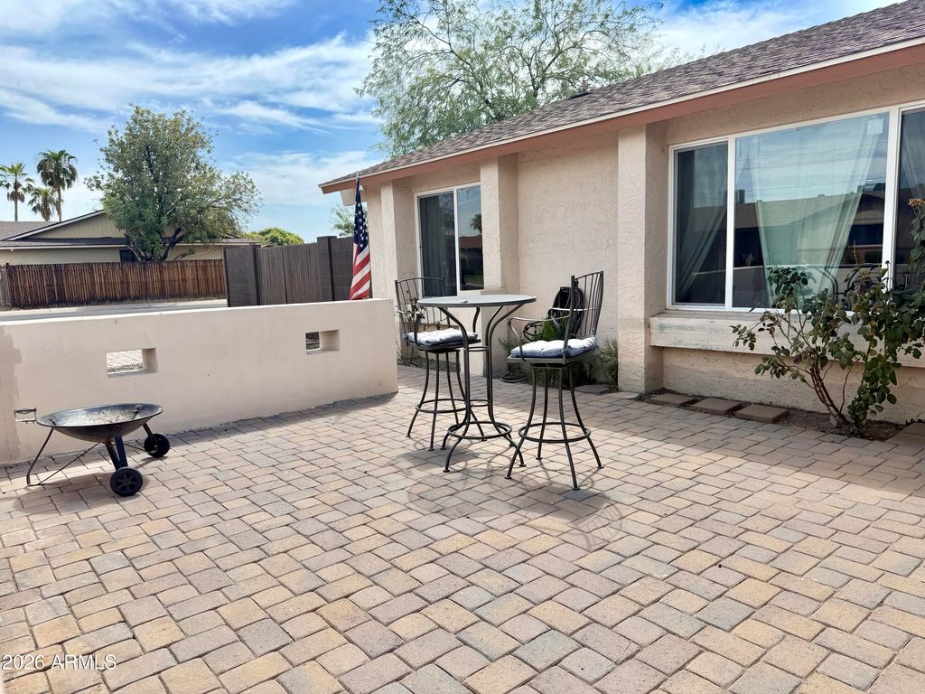3941 W DESERT HILLS Drive, Phoenix, AZ 85029 — photo 5