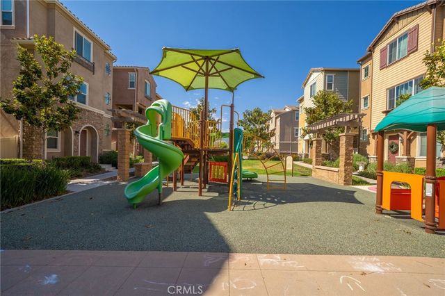 797 Plum Lane, Pomona, CA 91767