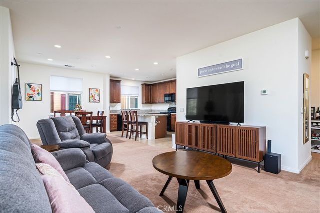 797 Plum Lane, Pomona, CA 91767