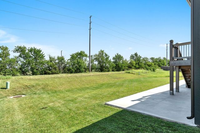7260 E Pheasant Ridge St, Bel Aire, KS 67226