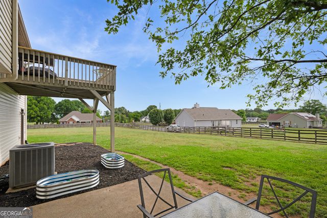 516 Pendley Road SE, Calhoun, GA 30701