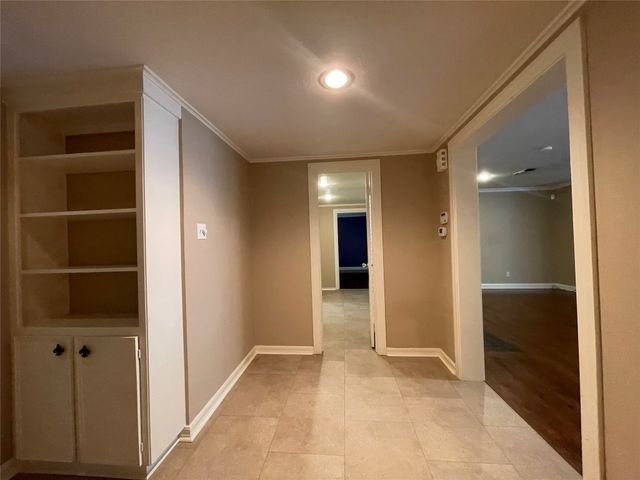 3538 Westcliff Road S, Fort Worth, TX 76109