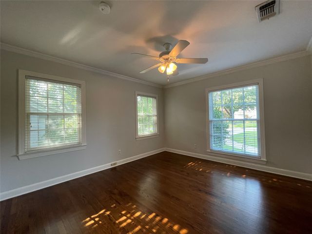 3538 Westcliff Road S, Fort Worth, TX 76109