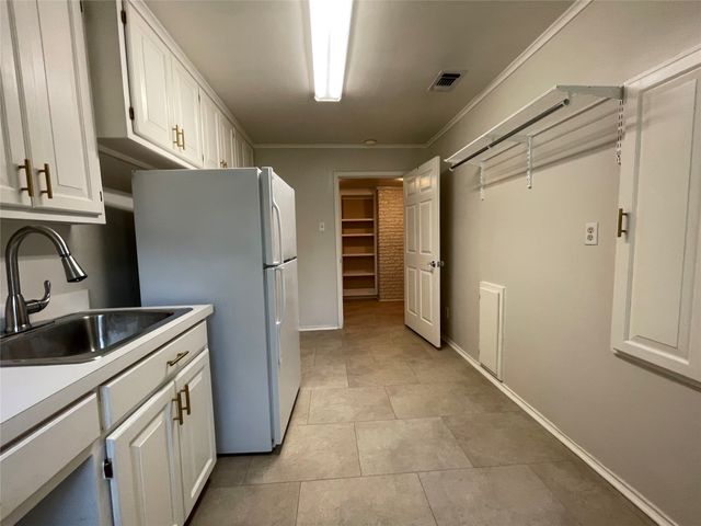 3538 Westcliff Road S, Fort Worth, TX 76109