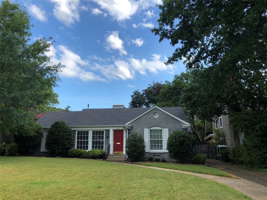 3538 Westcliff Road S, Fort Worth, TX 76109