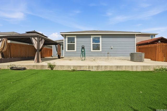 3323 Begonia Bnd, San Antonio, TX 78222