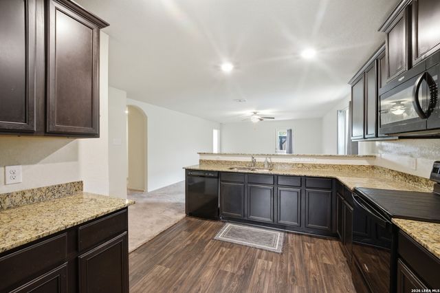 3323 Begonia Bnd, San Antonio, TX 78222