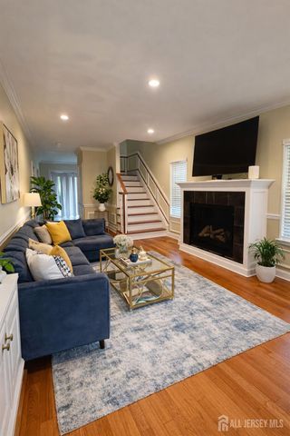 57 Ray Street, Franklin, NJ 08873