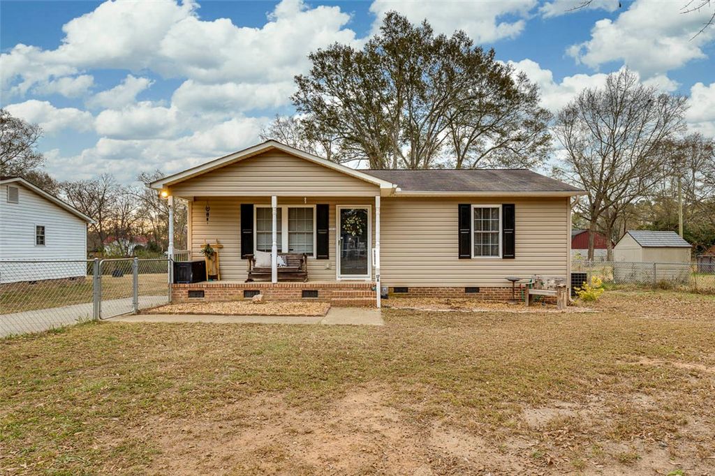 17A Dendy Street, Pelzer, SC 29669