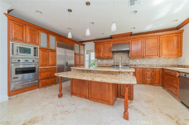 13252 Tiburon Way, Tustin, CA 92782