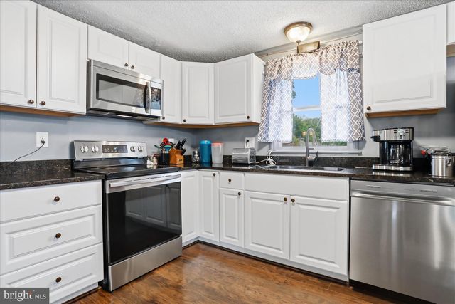 110 HEDRICK AVE, Martinsburg, WV 25405