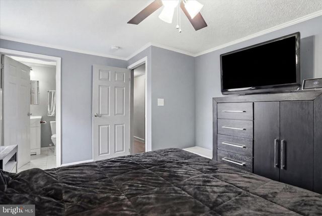 110 HEDRICK AVE, Martinsburg, WV 25405