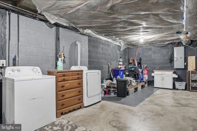 110 HEDRICK AVE, Martinsburg, WV 25405