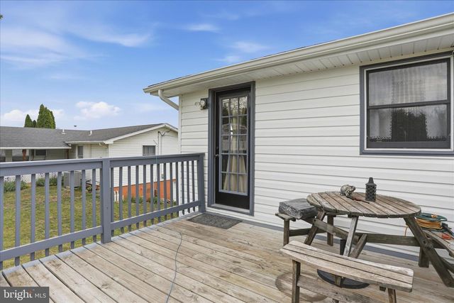 110 HEDRICK AVE, Martinsburg, WV 25405