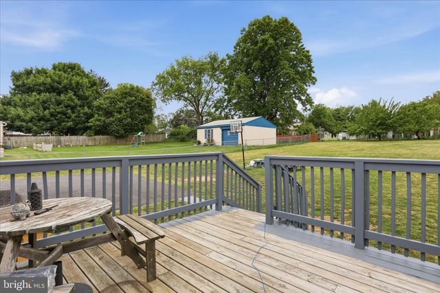 110 HEDRICK AVE, Martinsburg, WV 25405