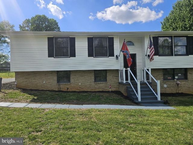 110 HEDRICK AVE, Martinsburg, WV 25405
