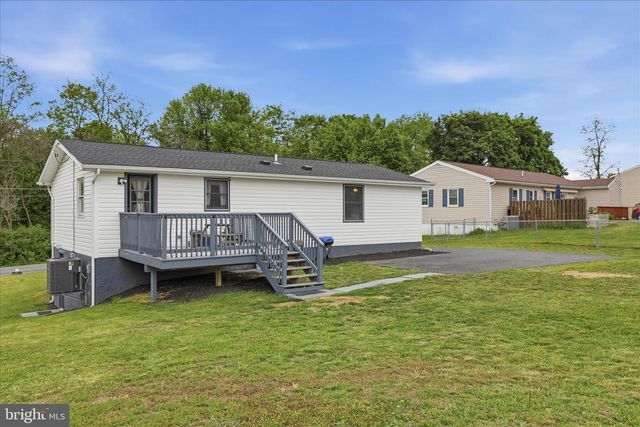 110 HEDRICK AVE, Martinsburg, WV 25405
