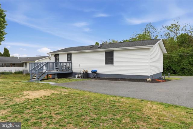 110 HEDRICK AVE, Martinsburg, WV 25405
