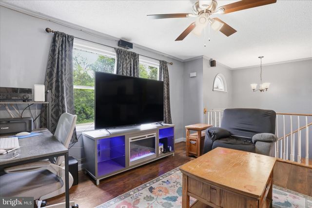 110 HEDRICK AVE, Martinsburg, WV 25405