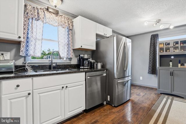 110 HEDRICK AVE, Martinsburg, WV 25405