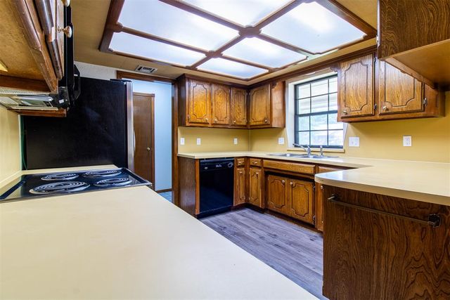 740 Buckwood Drive, Choctaw, OK 73020