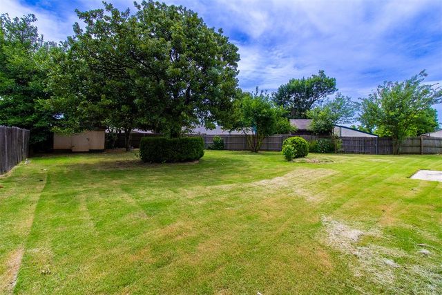 740 Buckwood Drive, Choctaw, OK 73020