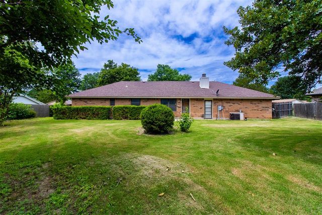740 Buckwood Drive, Choctaw, OK 73020