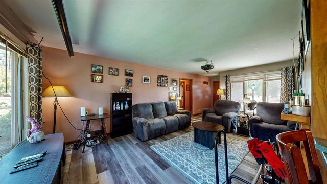 1227 E Memorial Drive, Janesville, WI 53545