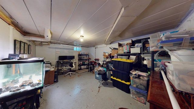 1227 E Memorial Drive, Janesville, WI 53545