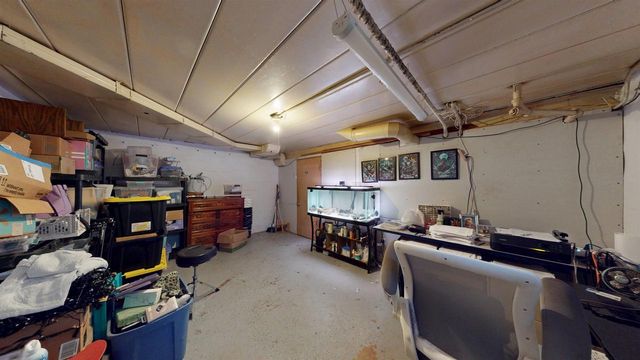 1227 E Memorial Drive, Janesville, WI 53545