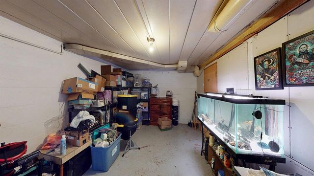 1227 E Memorial Drive, Janesville, WI 53545