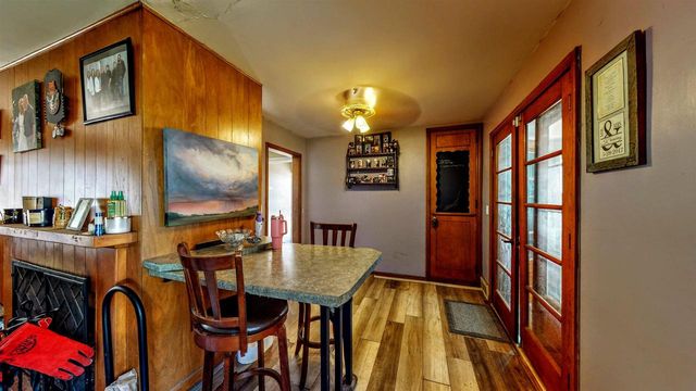 1227 E Memorial Drive, Janesville, WI 53545