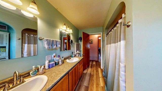 1227 E Memorial Drive, Janesville, WI 53545