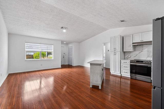 1757 SW Ocean Cove Avenue, Port St. Lucie, Port St Lucie, FL 34953