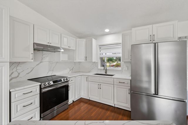 1757 SW Ocean Cove Avenue, Port St. Lucie, Port St Lucie, FL 34953