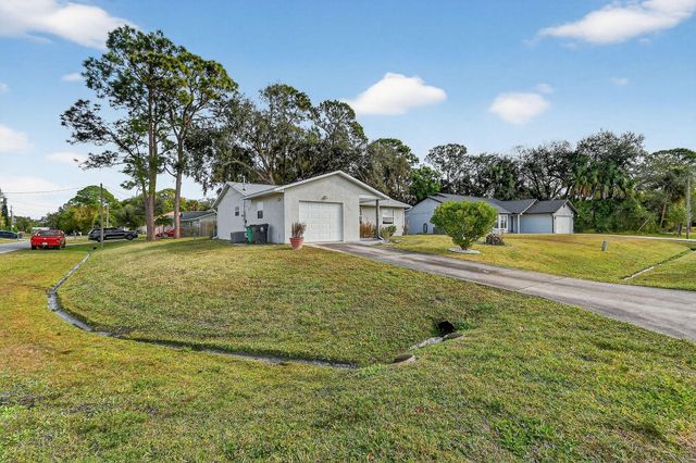 1757 SW Ocean Cove Avenue, Port St. Lucie, Port St Lucie, FL 34953
